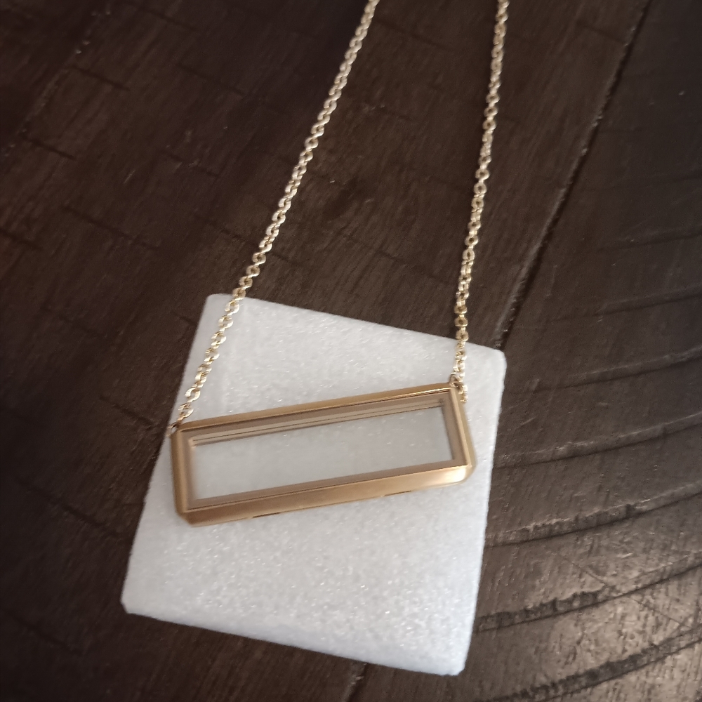 Origami Owl Horizontal Locket